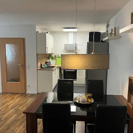 City Wohnung Apartament Chociebuż